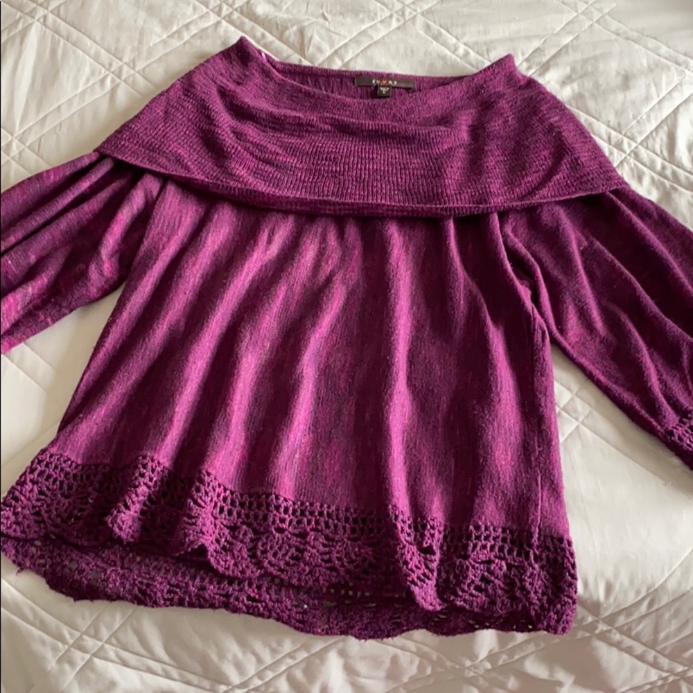 Elegant sexy ‘Fever’ sweater
